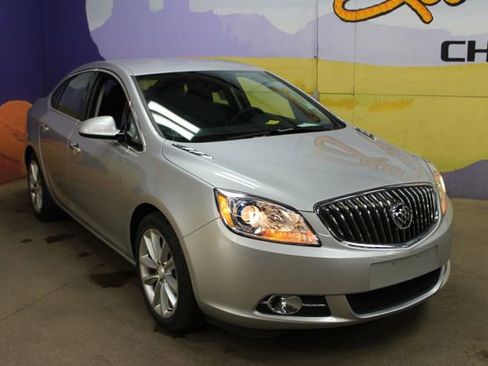 Used 2014 Buick Verano Leather FWD image 4