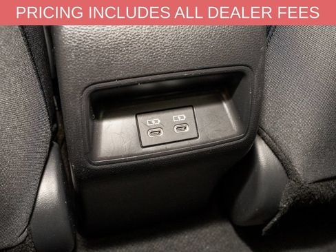 Used 2025 Toyota Corolla LE FWD image 7