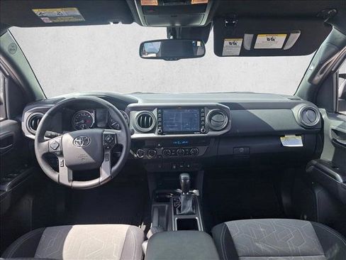 Used 2023 Toyota Tacoma TRD Sport image 16