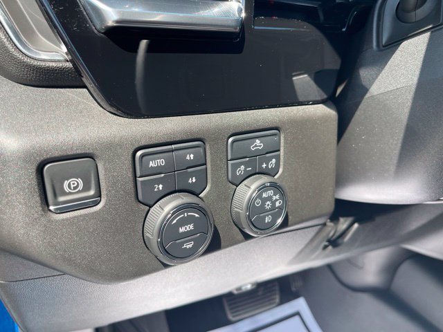 Used 2023 Chevrolet Silverado 1500 RST AWD/4WD image 7