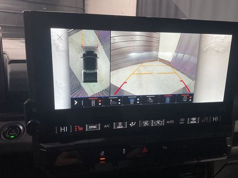 Used 2025 GMC Hummer EV 2X w/ LPO, Sport Package image 26