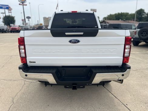 Used 2021 Ford F250 XLT w/ XLT Premium Package AWD/4WD image 8