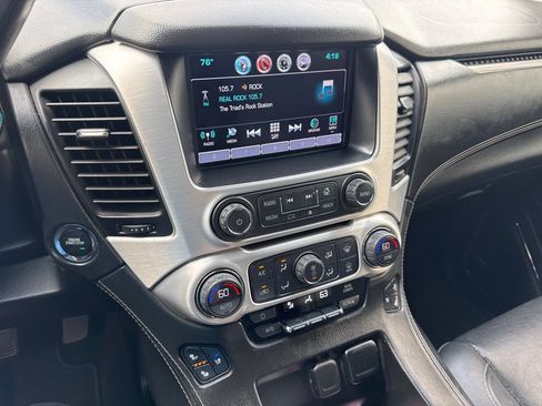 Used 2017 GMC Yukon SLT AWD/4WD image 19
