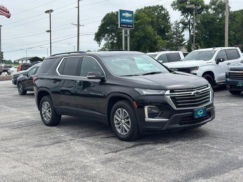 Certified 2023 Chevrolet Traverse LT FWD image 7