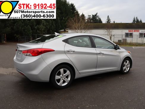 Used 2013 Hyundai Elantra GLS w/ Preferred Pkg image 8