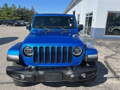 Used 2021 Jeep Wrangler Unlimited Sahara image 6
