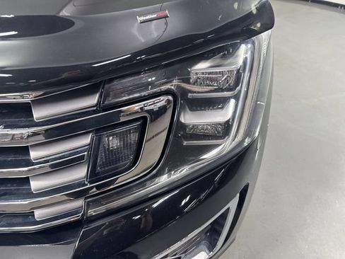 Used 2020 Ford Expedition Limited w/ Equipment Group 302A AWD/4WD image 30