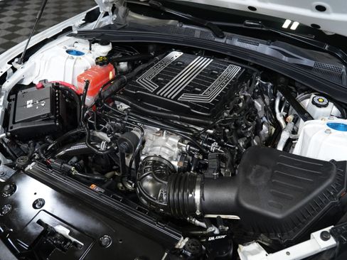 Used 2018 Chevrolet Camaro ZL1 RWD image 47