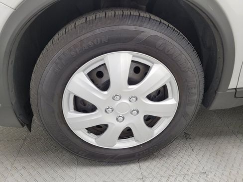 Used 2020 Nissan Rogue S image 31