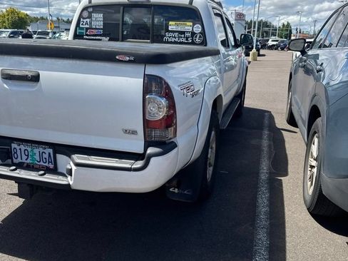 Used 2012 Toyota Tacoma 4x4 Double Cab w/ TRD Sport Pkg image 3