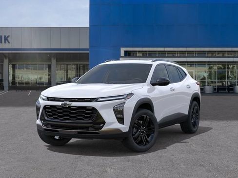 New 2026 Chevrolet Trax ACTIV w/ Sunroof Package FWD image 6