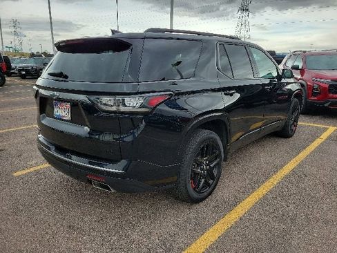 Used 2020 Chevrolet Traverse Premier w/ Redline Edition AWD/4WD image 5