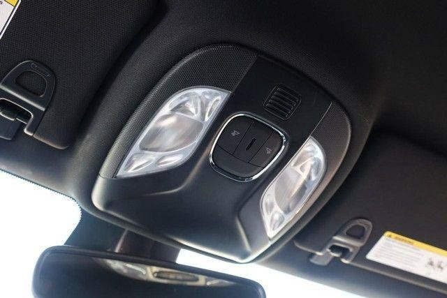 Used 2025 Jeep Compass Limited AWD/4WD image 16