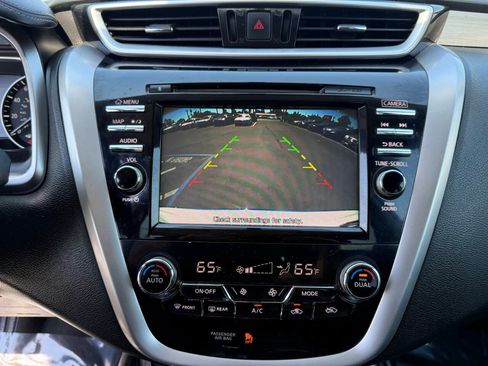 Used 2015 Nissan Murano S w/ Navigation Package AWD/4WD image 19