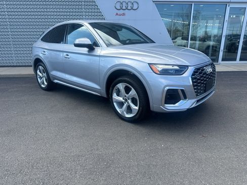 Used 2025 Audi Q5 2.0T Premium Plus w/ Premium Plus Package AWD/4WD image 2
