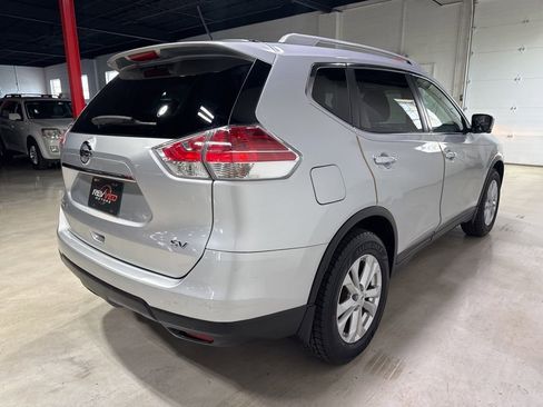 Used 2015 Nissan Rogue SV w/ SV Premium Package FWD image 7