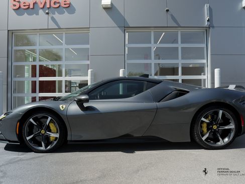 Certified 2023 Ferrari SF90 Stradale AWD/4WD image 2