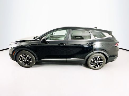 Used 2024 Kia Sportage EX image 4