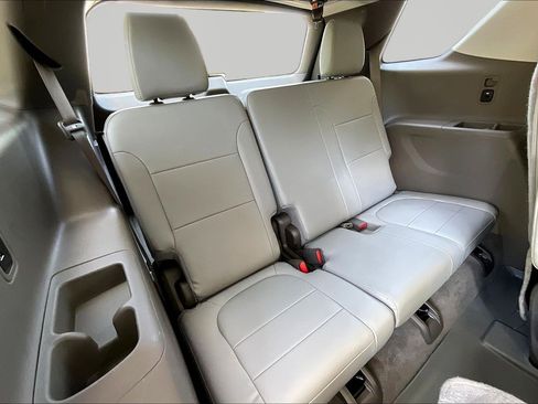 Used 2019 Chevrolet Traverse Premier AWD/4WD image 25