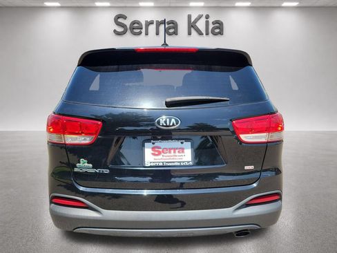 Used 2018 Kia Sorento L FWD image 4