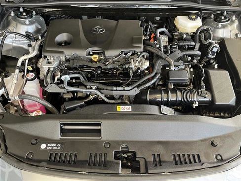 Used 2025 Toyota Camry SE image 23