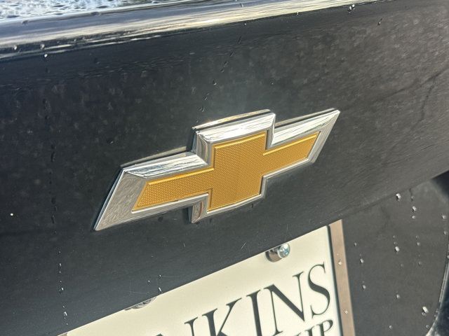Used 2025 Chevrolet Malibu LT FWD image 13
