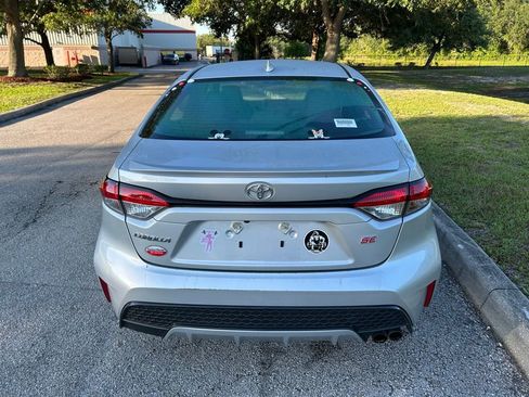 Used 2021 Toyota Corolla SE FWD image 5
