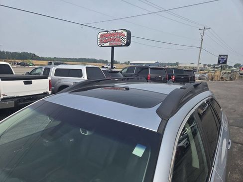 Used 2017 Subaru Outback 2.5i Limited image 15