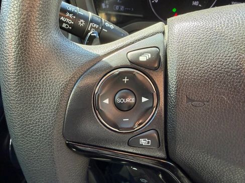 Used 2022 Honda HR-V EX image 12