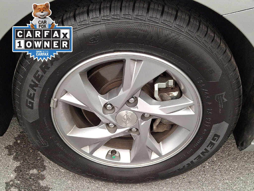 Used 2021 Hyundai Elantra SE FWD image 11