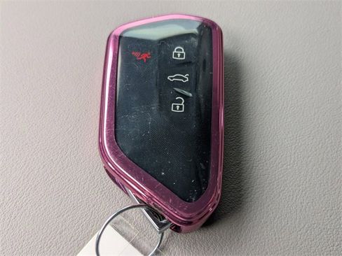 Used 2024 Volkswagen Atlas SE image 33