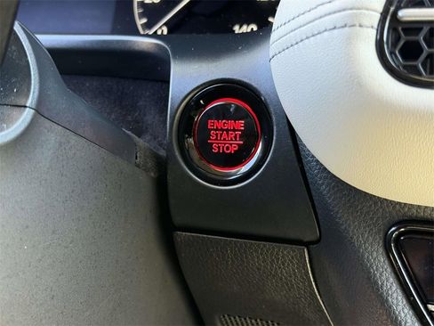 Used 2023 Honda HR-V EX-L image 21