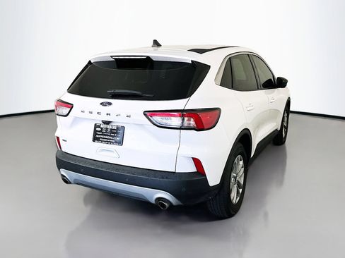 Used 2022 Ford Escape SE w/ Convenience Package FWD image 7