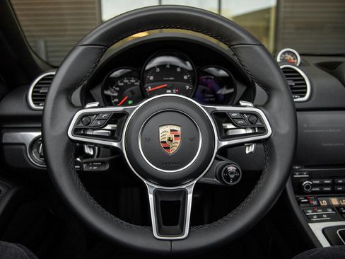 Certified 2023 Porsche 718 Boxster RWD image 27