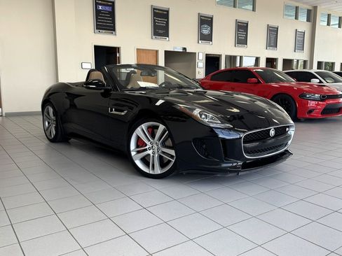 Used 2014 Jaguar F-TYPE S RWD image 10