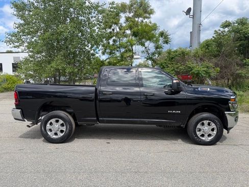 New 2026 RAM 2500 Big Horn AWD/4WD image 6