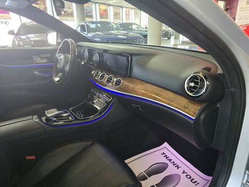 Used 2017 Mercedes-Benz E 300 image 15