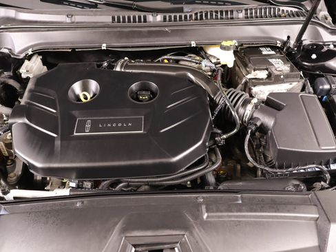 Used 2019 Lincoln MKZ Reserve w/ Reserve Plus Package FWD image 22