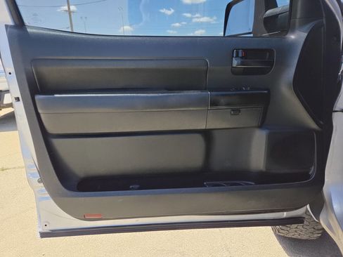 Used 2015 Toyota Tundra SR RWD image 15