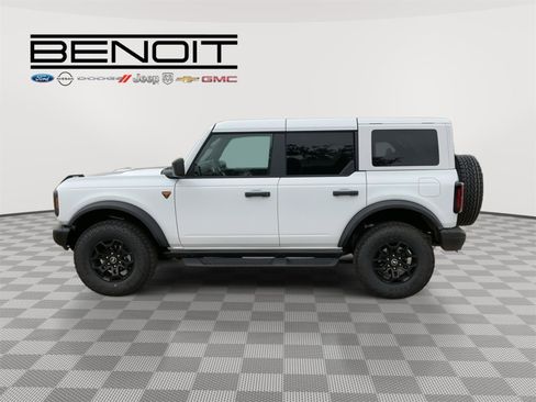New 2026 Ford Bronco Badlands AWD/4WD image 8