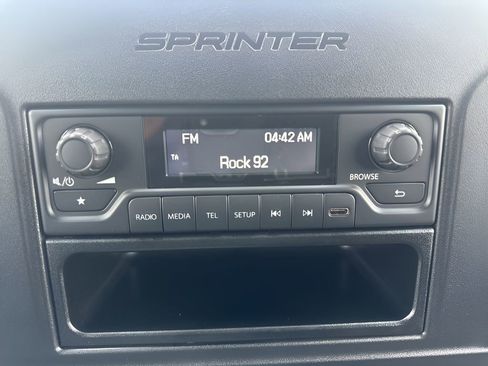 Used 2025 Mercedes-Benz Sprinter 2500 image 15