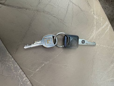Used 1989 Cadillac Eldorado Coupe FWD image 35