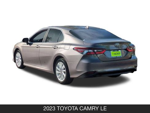 Used 2023 Toyota Camry LE FWD image 7