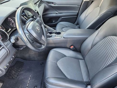 Used 2024 Toyota Camry SE w/ Convenience Package image 9