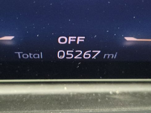 Certified 2026 BMW X5 xDrive40i w/ M Sport Package image 6