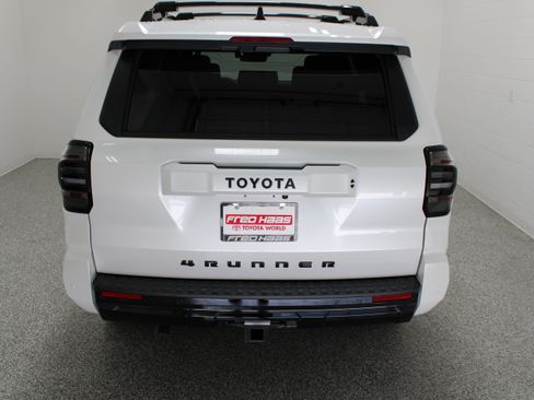 Used 2026 Toyota 4Runner TRD Sport RWD image 8