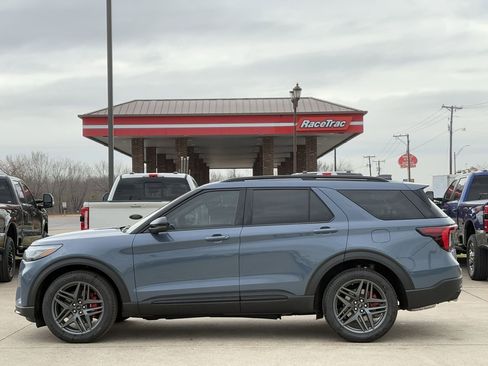 New 2026 Ford Explorer ST AWD/4WD image 38