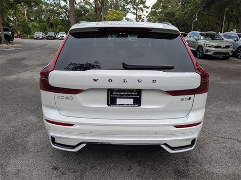 New 2026 Volvo XC60 B5 Core image 5