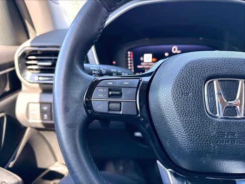 Used 2024 Honda Pilot Elite image 21