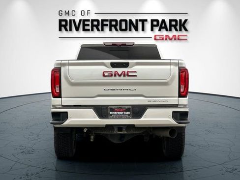 Used 2020 GMC Sierra 3500 Denali w/ Denali Ultimate Package image 4